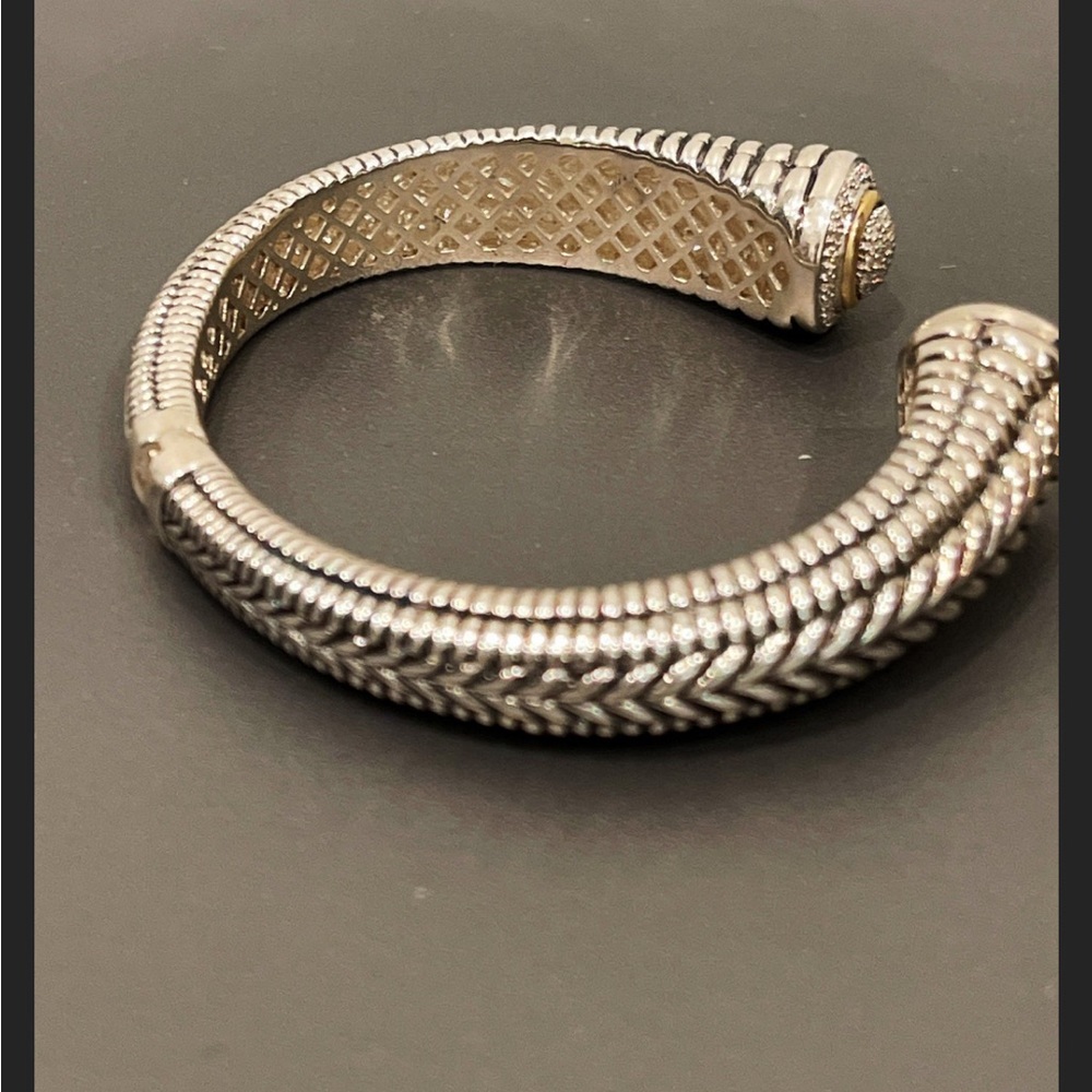 Town and country rare sterling silver, 14kt gold and diamond cuff bracelet. - Picture 6 of 10
